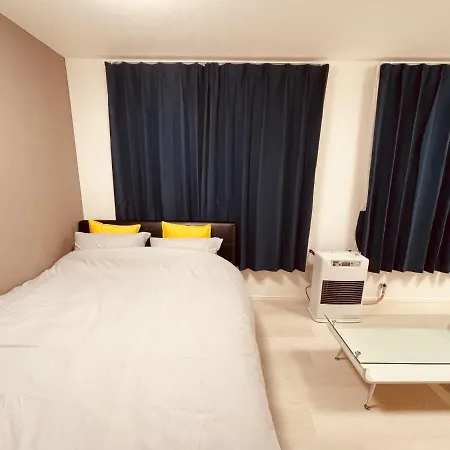 Sapporo South 8 Serviced Apartment: Newly Renovated with Excellent Access Exterior photo